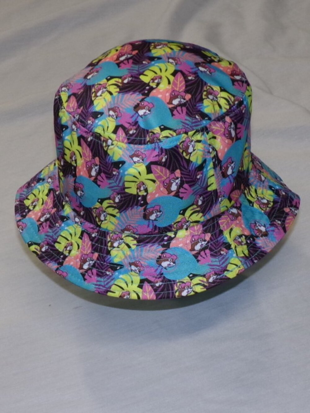 Buc-ees UPF 50+ Sun Bucket Hat Blue Purple Pink Tropical Print Adult One Size